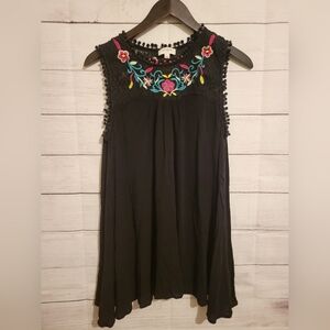 Umgee Floral Embroidered Sleveless Mini Dress/Tunic  Black Large